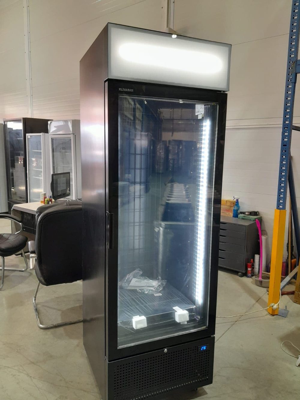 מקפיא דגם VF500 מפלסמה שטוחה בצבע שחור מבית KLIMASAN עם טכנולוגיית נופרוסט